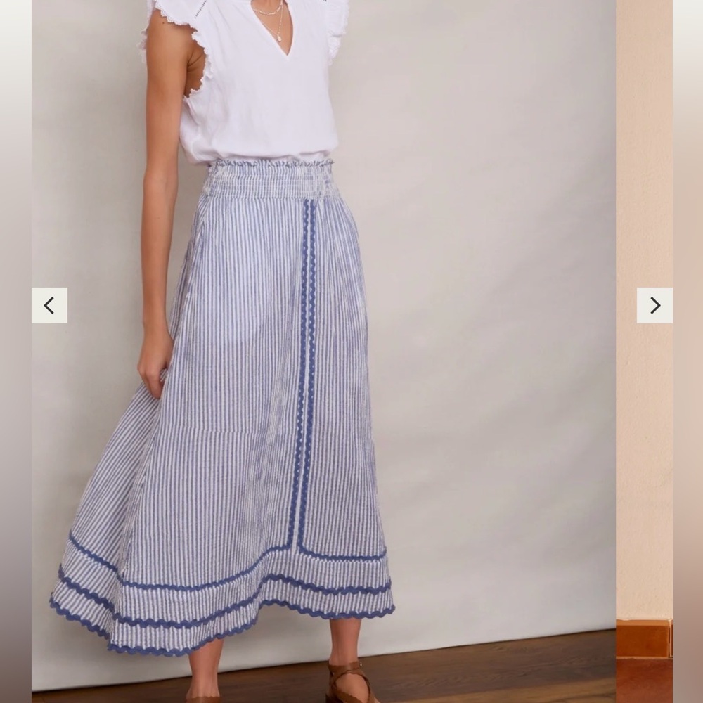 Chic Blue and White Striped A-Line Skirt